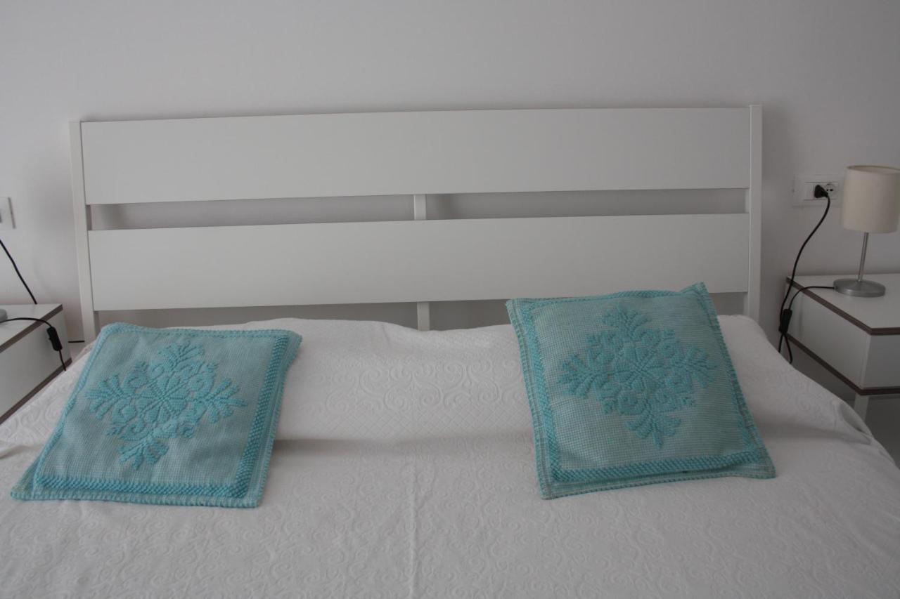 Gli Olivi Bed & Breakfast Oliena Bagian luar foto