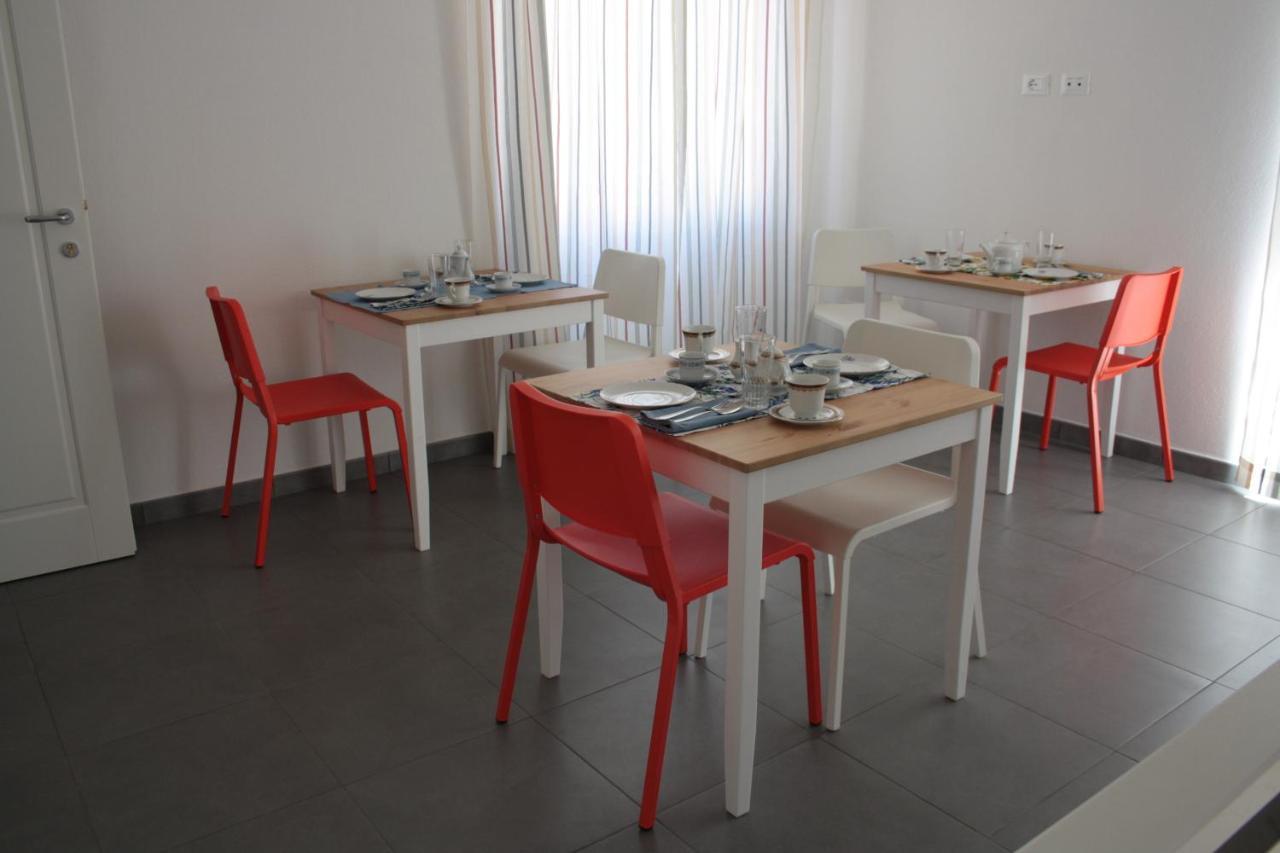 Gli Olivi Bed & Breakfast Oliena Bagian luar foto